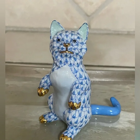 Herend Standing Cat - Picture 3 of 6